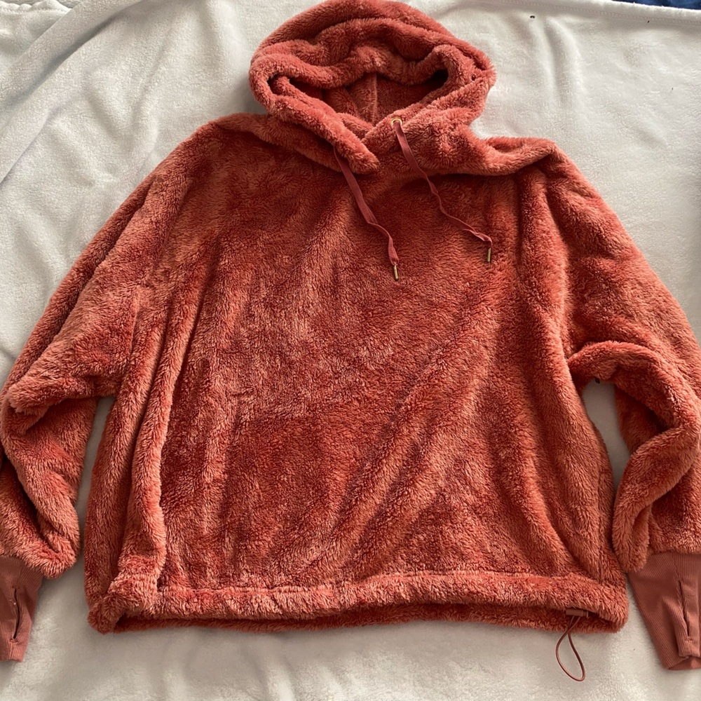 Old navy pullover sweatshirt. Color dusty pink. Size XL